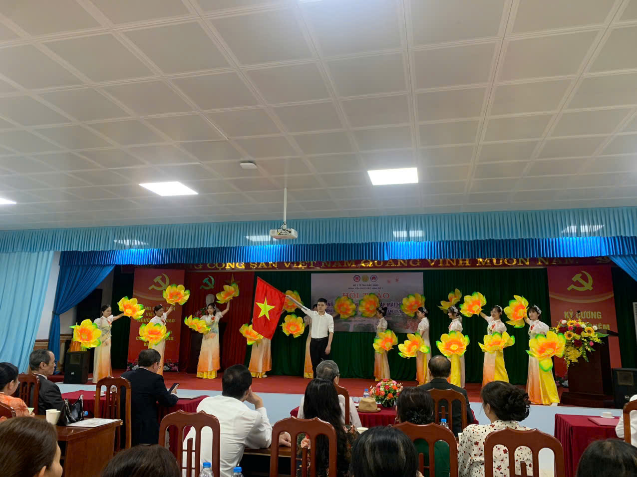 z7652998012677 98d15ee61df26f6afea2a0c4b43e3f71