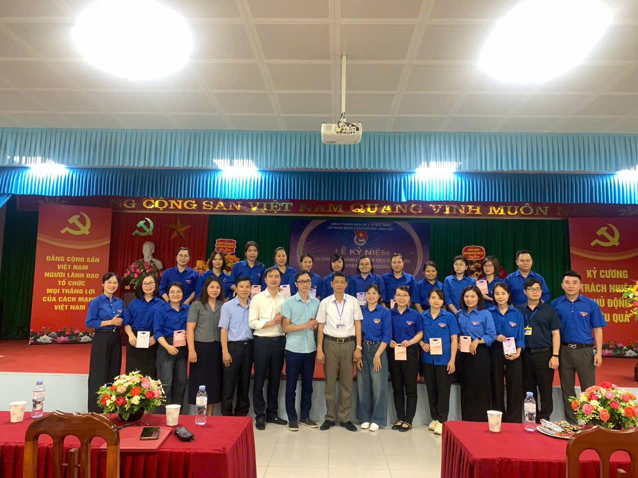 z7664501416757 efd586b3ac5982e4c911686d19e97b4d