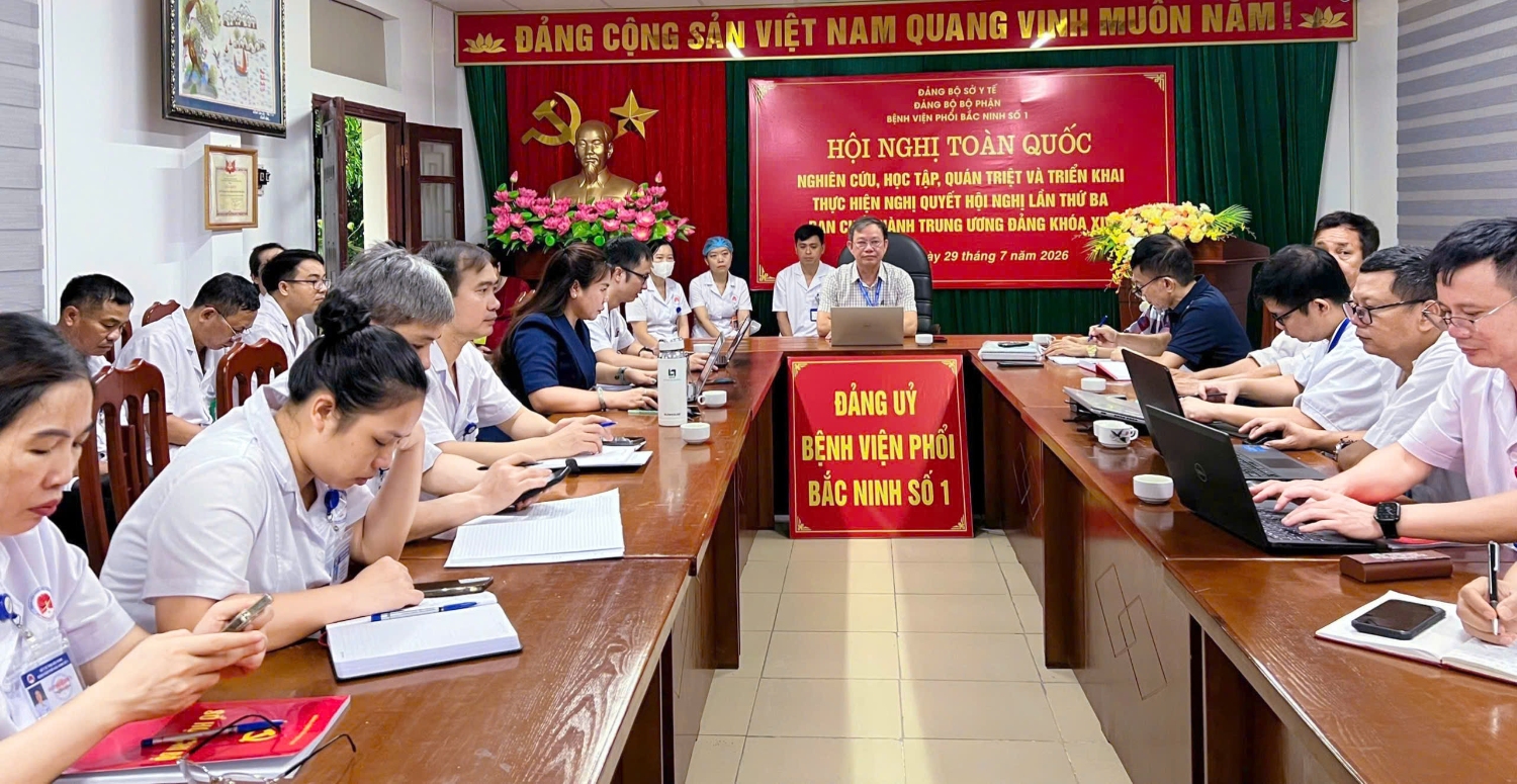 ĐẢNG BỘ BỘ PHẬN BỆNH VIỆN PHỔI BẮC NINH SỐ 1 THAM DỰ HỘI  NGHỊ TRỰC TUYẾN TOÀN QUỐC NGHIÊN CỨU, HỌC TẬP, QUÁN TRIỆT VÀ TRIỂN KHAI THỰC HIỆN NGHỊ QUYẾT HỘI NGHỊ LẦN THỨ BA BAN CHẤP HÀNH TRUNG ƯƠNG ĐẢNG KHÓA XIV